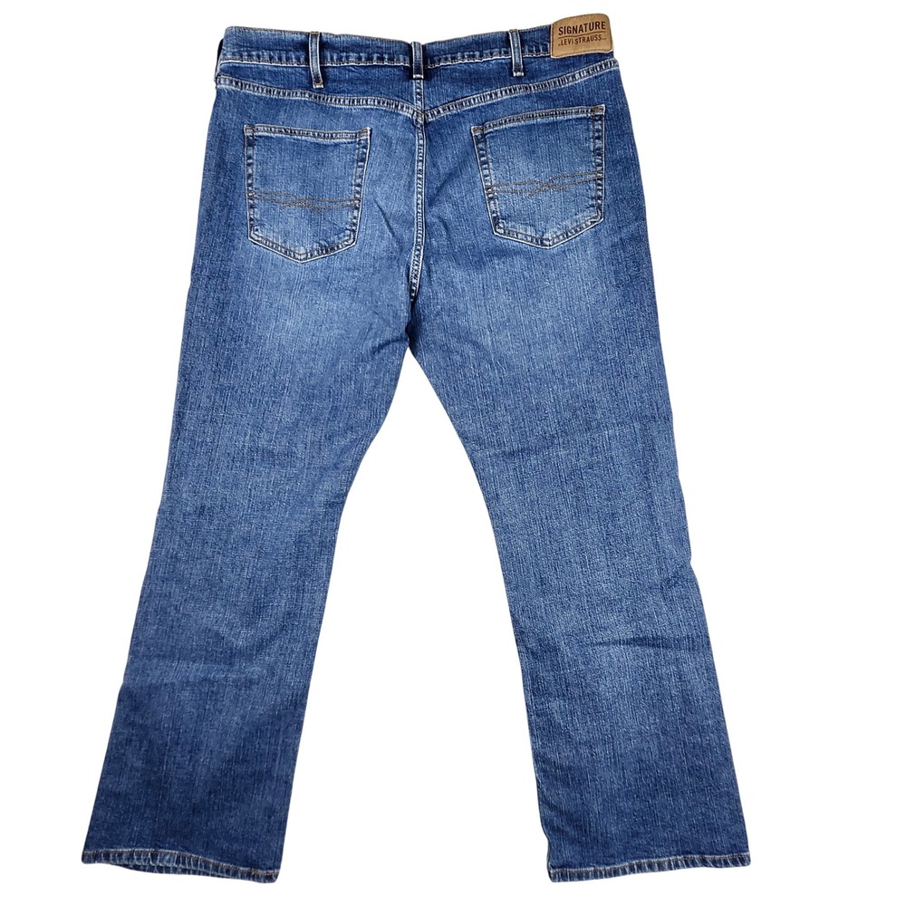 Signature by Levi Strauss Mens Bootcut Jeans Medium Wash Blue W40 L30‎ Stretch - Picture 4 of 10